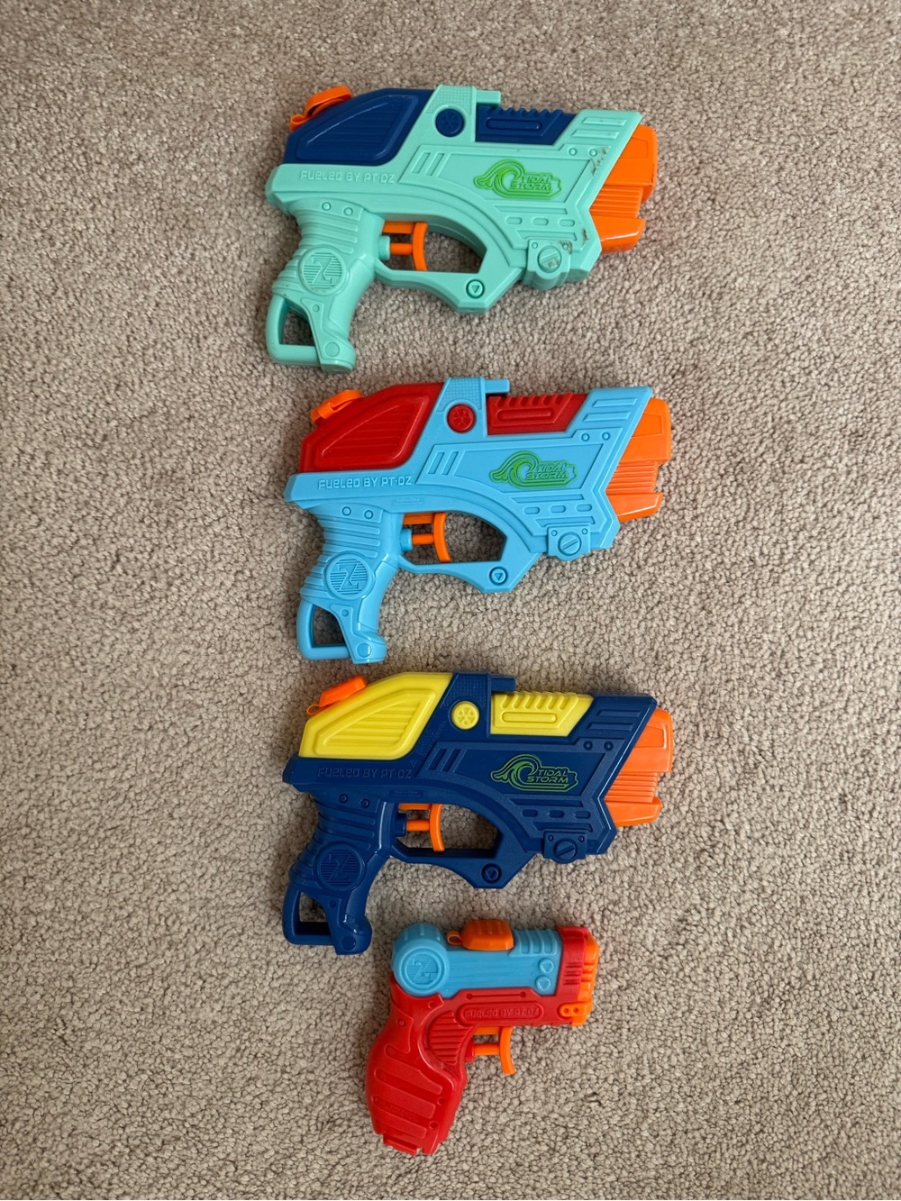 Tidal Storm Aqua Blitz Water Blaster Trio + bonus squirt blaster pool swim toy